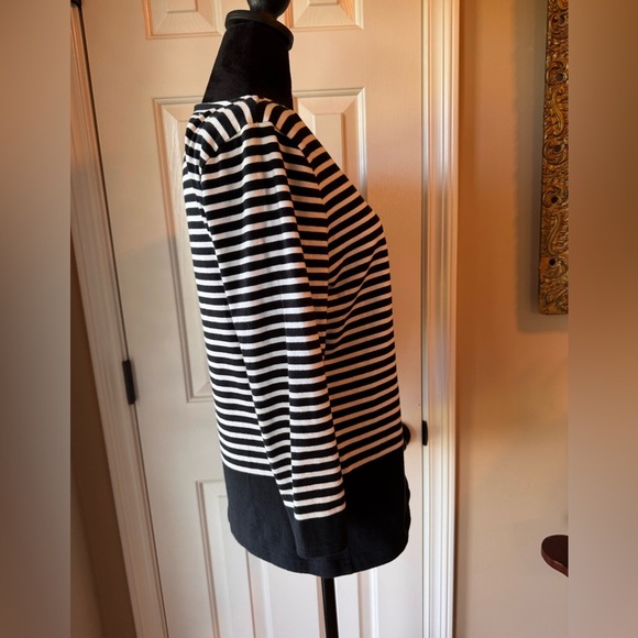 Chaps women’s Black and White Striped Shirt - Picture 5 of 7